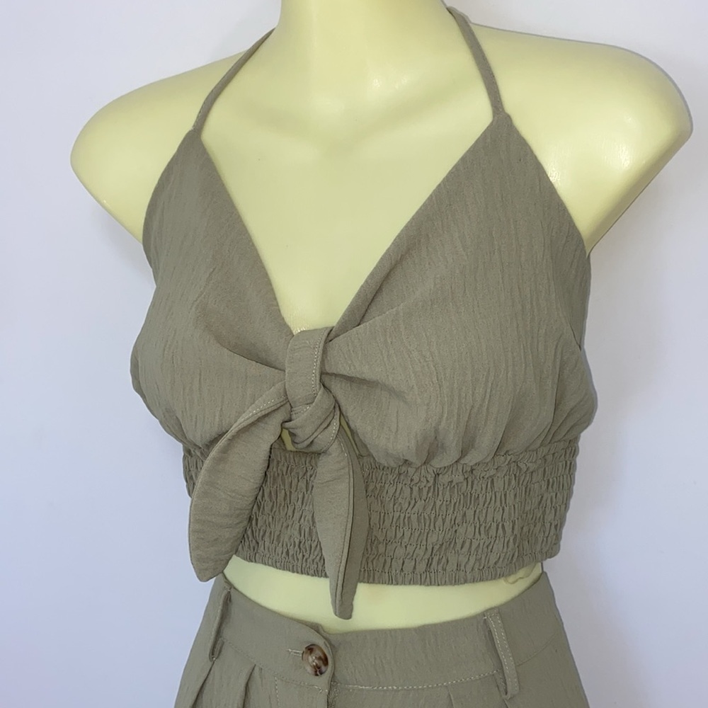 Advocado Green Two Piece Pants and Tie Elastic Top Size Medium NWOT - Picture 2 of 7